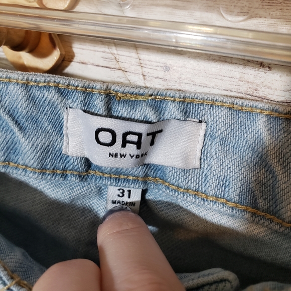 OAT New York High Rise Miami Light Wash Denim Jeans Boyfriend Raw Hem New NWT - Picture 6 of 10